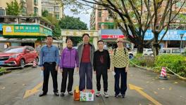 珠海市摄影家协会：节前慰问老党员，薪火相传送温暖